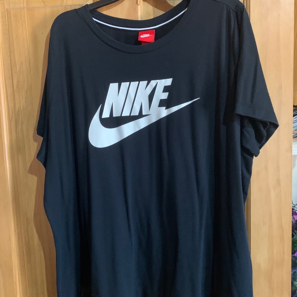 Nike Plus Size Top